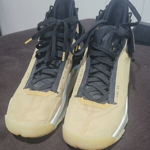 Air Jordan Jumpman 23 Beige Sneakers